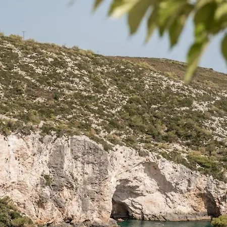 Limnionas 'absolute' Cave * Kampi (Zakynthos)