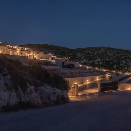 Limnionas 'absolute' Cave וילה *